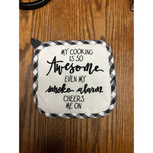 Kitchen Pot Holder White and Black